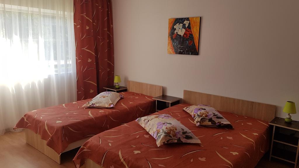 Casa Rustica Apart & Rooms Cîmpineanca Eksteriør billede