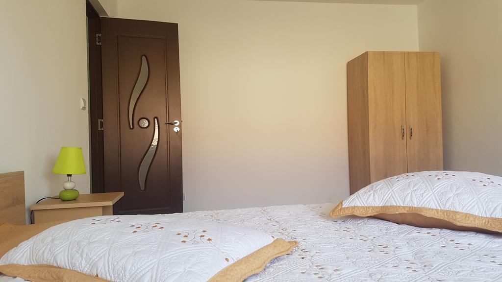 Casa Rustica Apart & Rooms Cîmpineanca Eksteriør billede